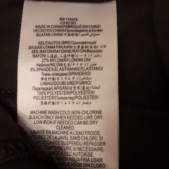 NWOT BCBGMAXAZRIA Seamed Zipper Ponte leggings - Picture 5 of 5